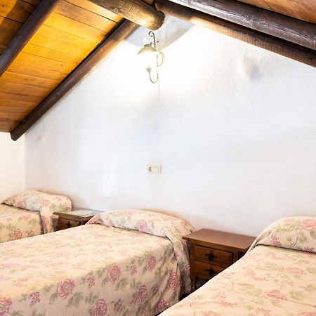 Bungalows Camping Jimmy Jones Villaviciosa de Córdoba 외부 사진