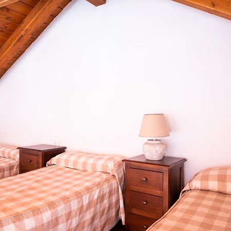 Bungalows Camping Jimmy Jones Villaviciosa de Córdoba 외부 사진