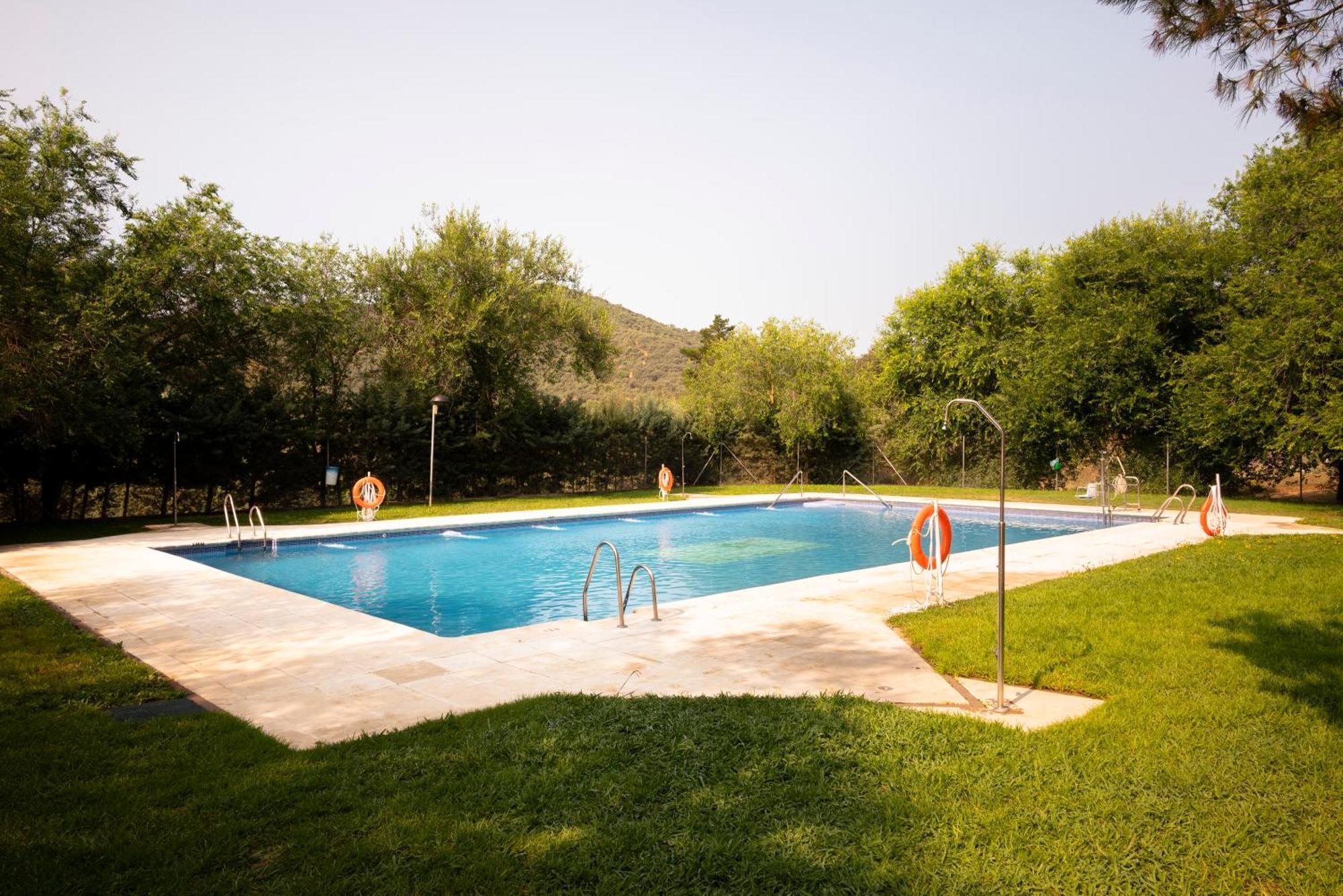 Bungalows Camping Jimmy Jones Villaviciosa de Córdoba 외부 사진